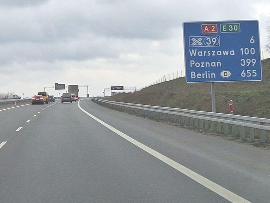 Mamy to! Kierowcy pojechali nowym odcinkiem A2
