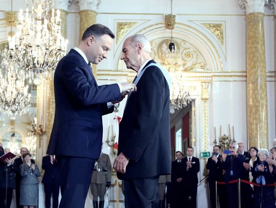 Mieczysław Chorąży odznaczony orderem Orła Białego