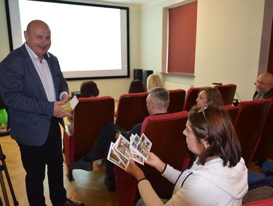 Międzyrzec Podlaski. Historia pocztówek w pigułce