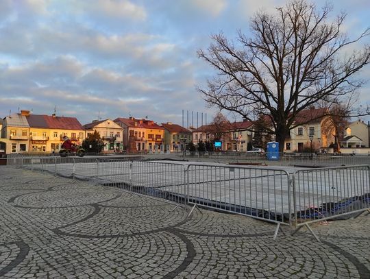 Międzyrzec Podlaski: Lodowisko w gotowości