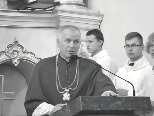 Międzyrzec Podlaski. Odszedł zasłużony kapłan. Przegrał walkę z chorobą