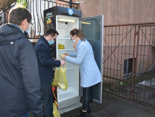 Międzyrzec Podlaski: Podziel się z potrzebującymi. Zostaw jedzenie w specjalnej lodówce