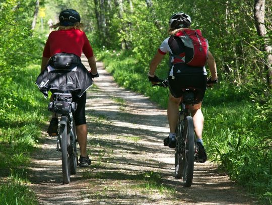 Międzyrzec Podlaski: Rowerowe święto flagi