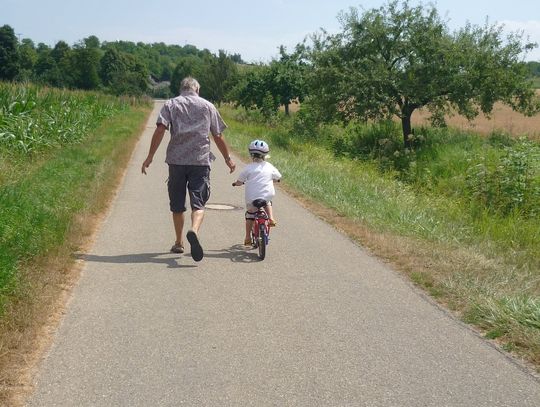 Mieszkańcy interweniują. Lampy się świecą, samochody jeżdżą