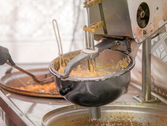 Mikser spiralny – czym jest, jak działa, gdzie jest potrzebny? Sprawdź!