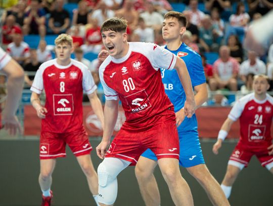 Mimo lania ze Słowenią, ciągle z szansami