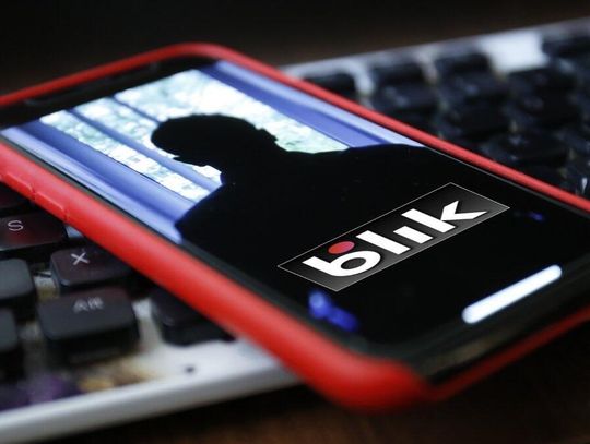 Myślała, że pomaga koleżance...