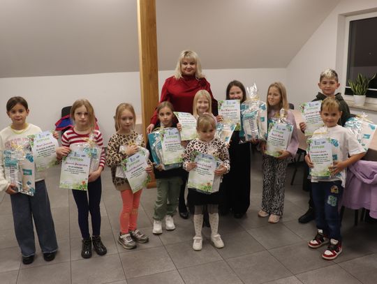 Konkurs plastyczny w Wisznicach, 28 października 2025, zdjęcie grupowe