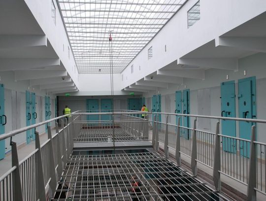 Lubelskie. Nauczyciel skazany na więzienie. Jest wyrok za skrzywdzenie uczennicy