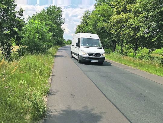 Nie mogą doczekać się chodnika 