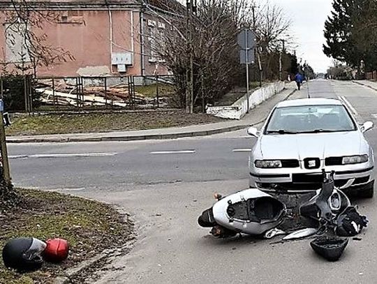 Nie ustąpił pierwszeństwa, ucierpiała motorowerzystka