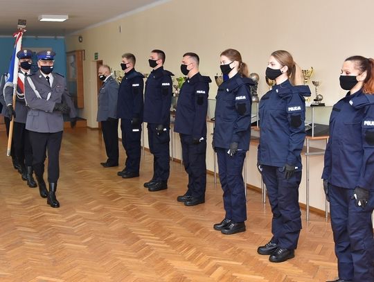Nowi policjanci w bialskiej komendzie