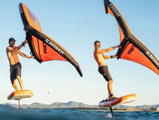 Odkryj Sycylię w sportowym wydaniu: obóz kitesurfingowy last minute