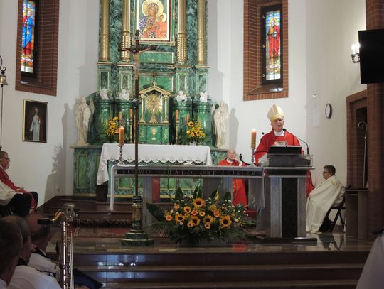 Odnowiony ołtarz i ogrodzenia cmentarzy? Starają się o pieniądze na renowację zabytków