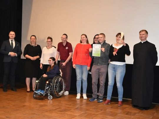 Osoby z niepełnosprawnościami pokażą swoje filmy o podróżach