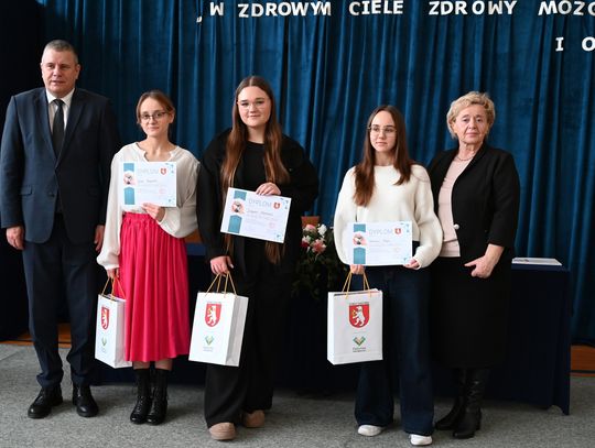 Oto laureatki konkursu powiatowego olimpiady o zdrowiu psychicznym