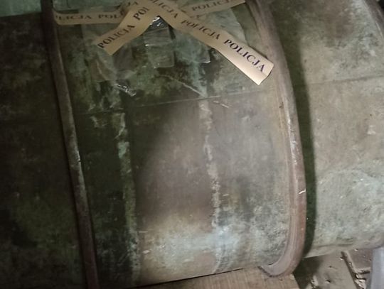 Paliwowy przekręt w bialskiej firmie. Operator koparki usłyszał zarzuty