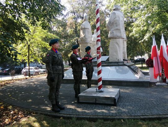 Pamięć o tamtych bohaterach chcemy nosić w sercach, ale kolejnych nie potrzebujemy