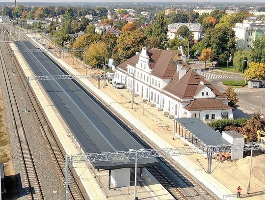 Pasażerowie skorzystają z nowego peronu w Białej Podlaskiej