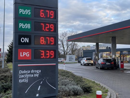 Pełny bak droższy nawet o 78 zł