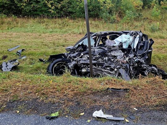 [PILNE] Zderzenie ciężarówki z osobówką. Nie żyje jedna osoba