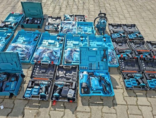 Piszczac. Chciał sprzedać na targowisku podrobione elektronarzędzia
