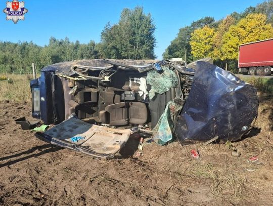 Po alkoholu wiózł pasażerów. Trafili do szpitala