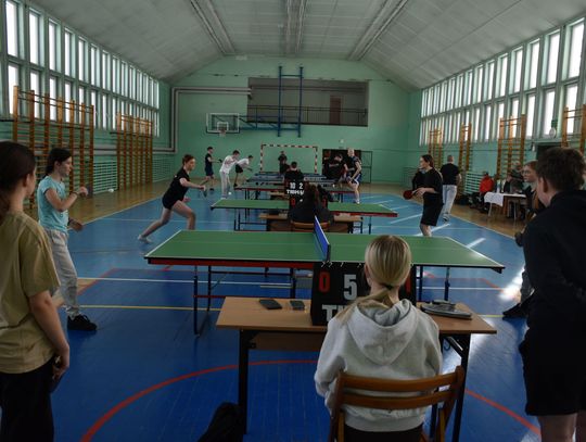 Półfinały wojewódzki drużynowego tenisa stołowego chłopców i dziewcząt – emocjonujące rozgrywki w Leśnej Podlaskiej