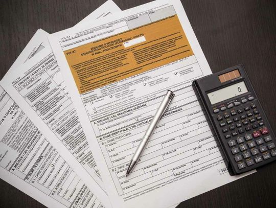 Ponad jedna trzecia Polaków straciła na Polskim Ładzie [SONDAŻ]