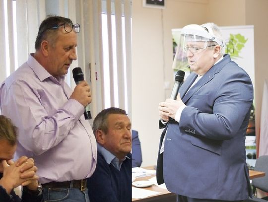 Powiat łosicki: Dyrektor oskarża starostę o mobbing