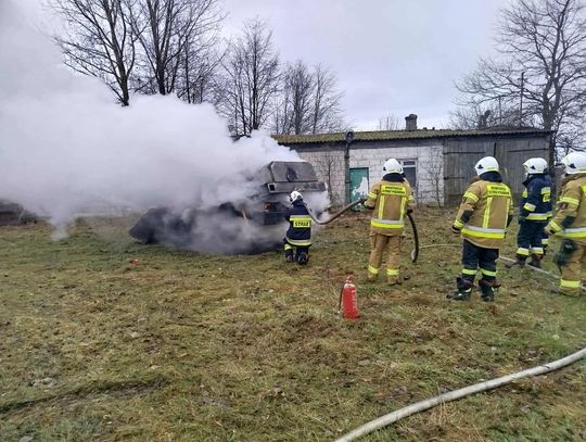 straż pożarna pożar samochód lipnica gmina rokitno pożar ładowarki