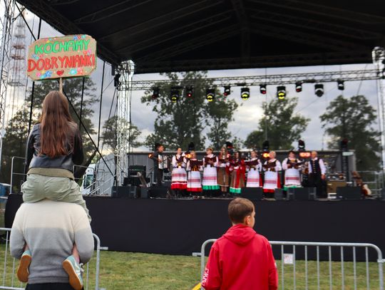 Pożegnanie lata w Zalesiu. Koncerty, nagrody i zabawa [GALERIA ZDJĘĆ]