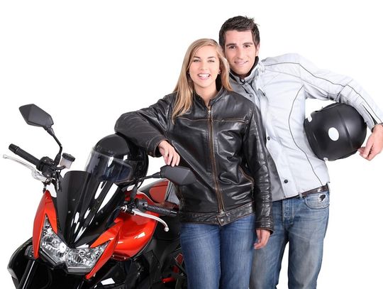 Praktyczne prezenty dla motocyklistów