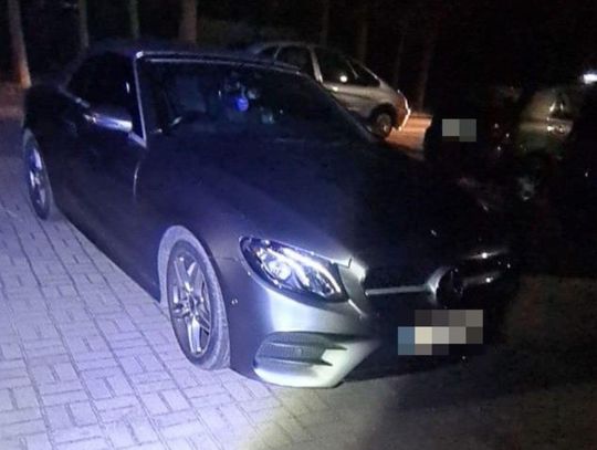 Radzyń Podlaski. Pijana ujęta przez świadka po kolizji na rondzie