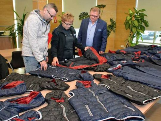 Radzyń Podlaski: Podrobione kurtki trafiły do potrzebujących