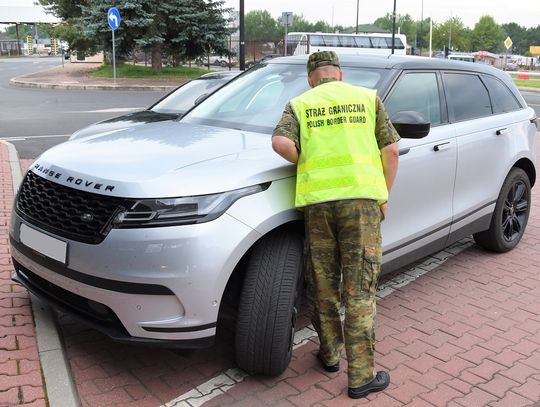 Range Rover Velar nie wyjechał z Polski. Rzecznik wyjaśnia dlaczego