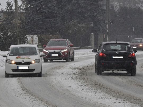 Region: Coraz trudniejsze warunki na drogach