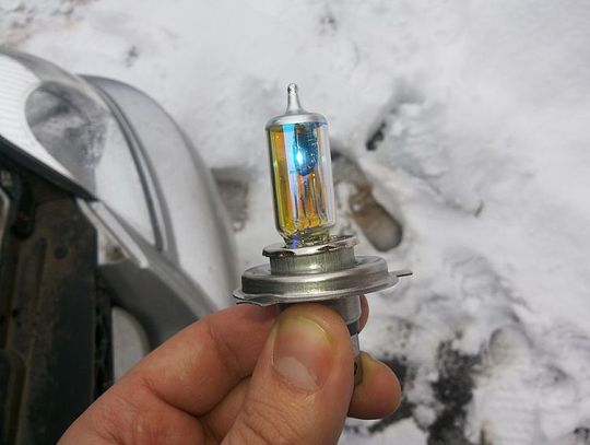 Rodzaje żarówek samochodowych