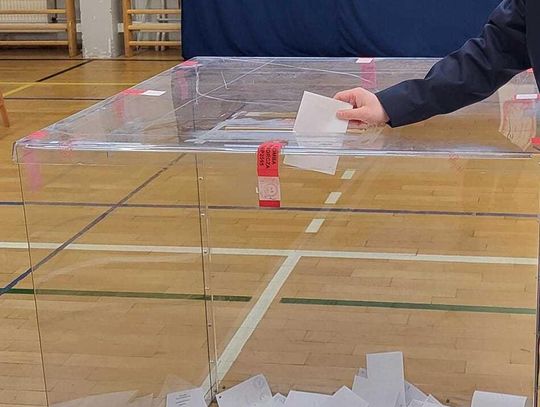 Rossosz dostanie 200 tys. zł za udział w wyborach