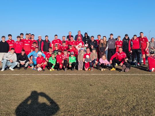 Rozgrywki wznowiła klasa okregowa - Sielczyk lepszy w derbach