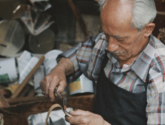 Seniorzy toną w długach. Zaległości idą w grube miliardy złotych