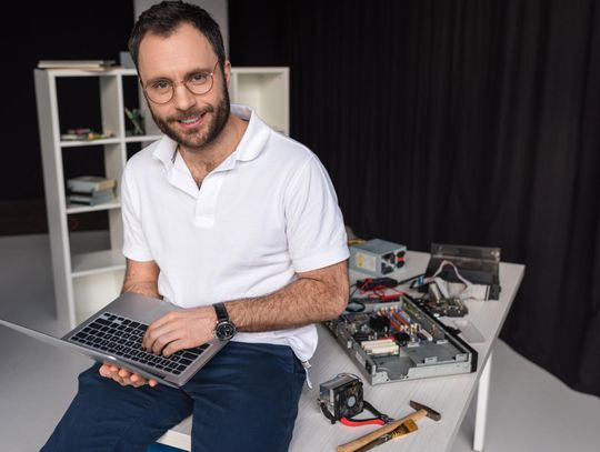 Serwis laptopów - Twoje najlepsze rozwiązanie dla problemów z komputerem!