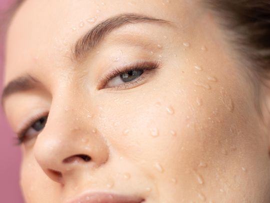 Skin streaming dla różnych typów cery: personalizacja pielęgnacji