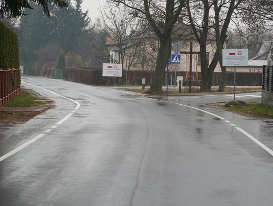 Skok cywilizacyjny w Woli Osowińskiej. Nowy asfalt i system ściekowy