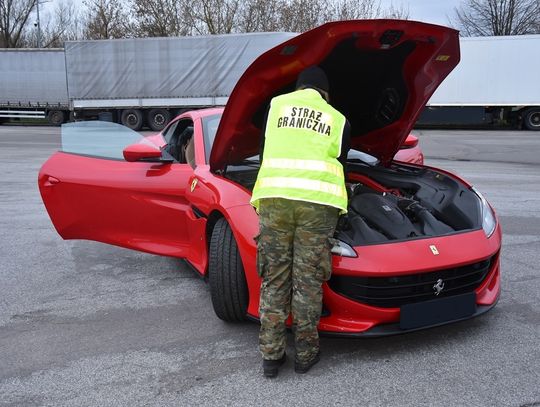 Skradzione ferrari o wartości 1,2 mln złotych zatrzymane w Kukurykach!