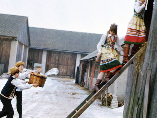 Śmigus-dyngus czyli nadejście wiosny Śmigus-dyngus czyli nadejście wiosny