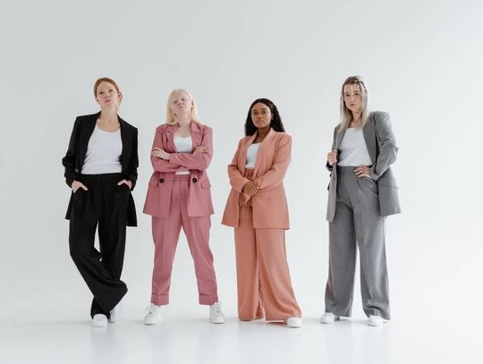 Spodnie damskie, które opowiadają historię twojego stylu