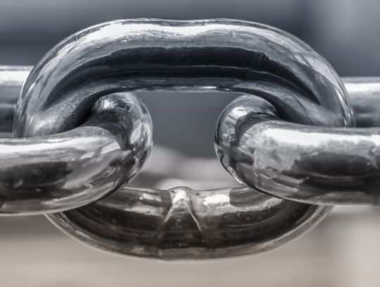 Stal hartowana a zarazem nierdzewna