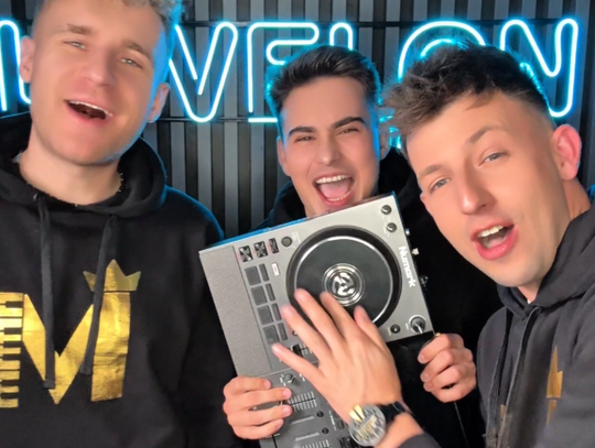 Święto plonów w Huszlewie. Zespół Menelaos zaprasza! [WIDEO]