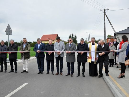 Te inwestycje planowali od lat. Ulica Polna już z asfaltem